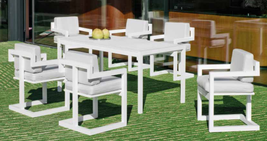 conjunto comedor para terraza en blanco con diferentes medidas y colores de telas a elegir. Se puede completar con sofá de tres plazas, un sillón individual, mesa de centro y pouff a juego